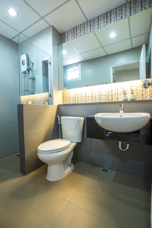 Central Place Serviced Apartment Angsila Chonburi Eksteriør bilde