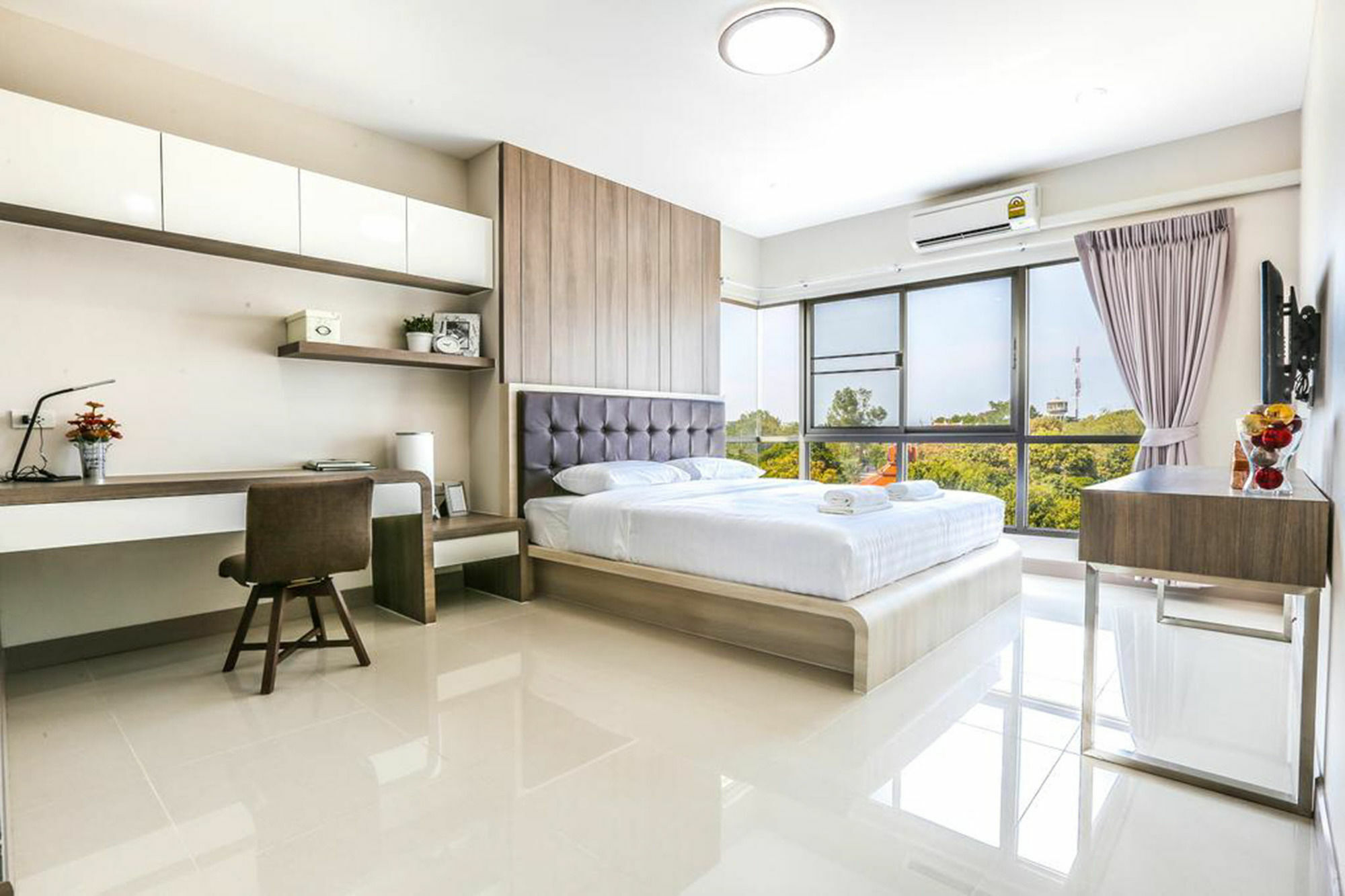 Central Place Serviced Apartment Angsila Chonburi Eksteriør bilde