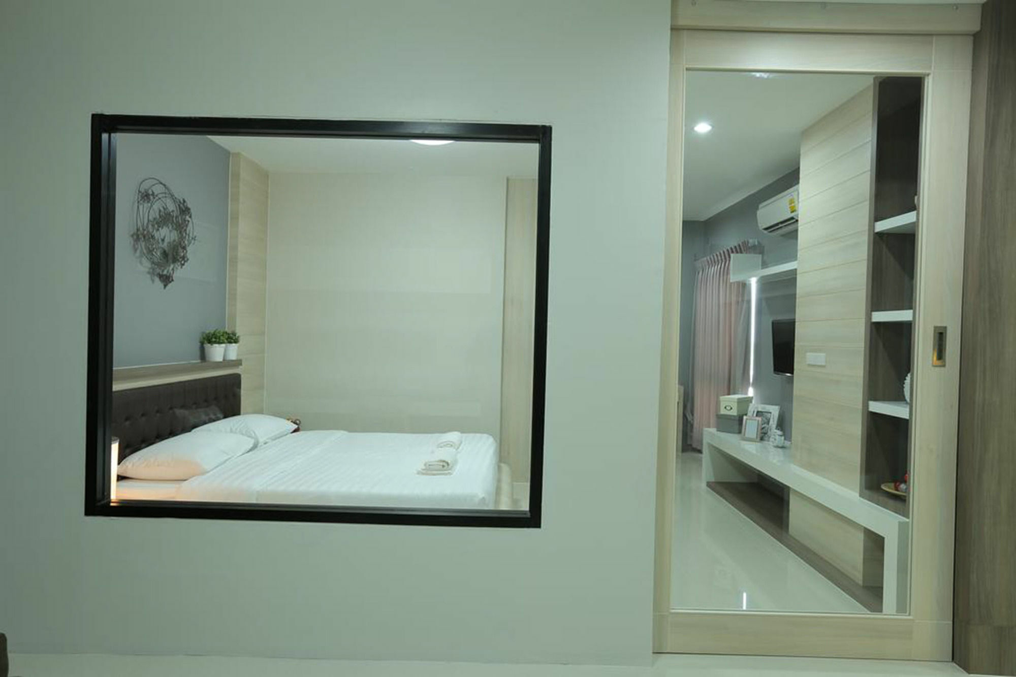 Central Place Serviced Apartment Angsila Chonburi Eksteriør bilde